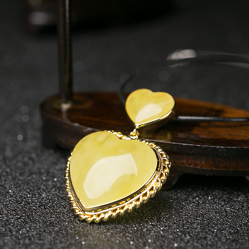 蜜蜡心形吊坠-红掌柜