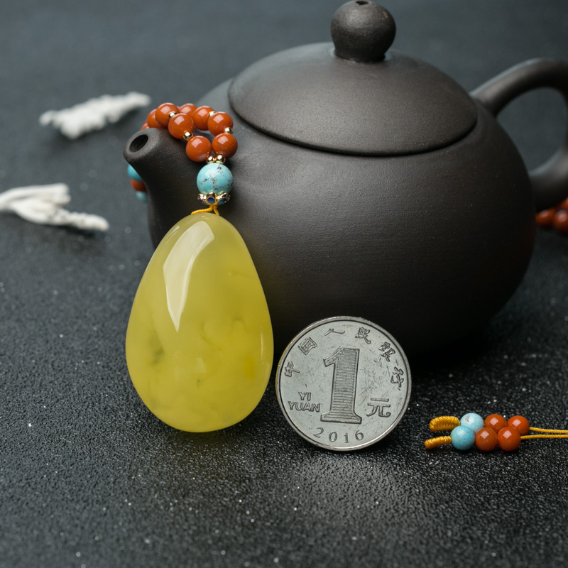 鸡油黄蜜蜡随形项链-红掌柜