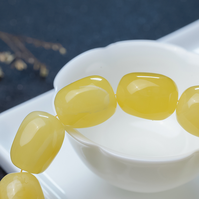 天然鸡油黄蜜蜡随形单圈手串-红掌柜