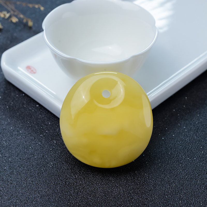 鸡油黄蜜蜡吊坠-红掌柜