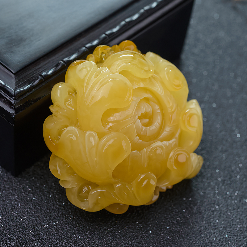 俄罗斯鸡油黄蜜蜡花吊坠-红掌柜