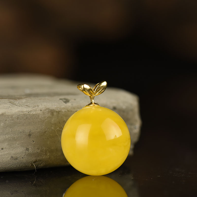 金镶金绞蜜蜜蜡圆珠吊坠-红掌柜