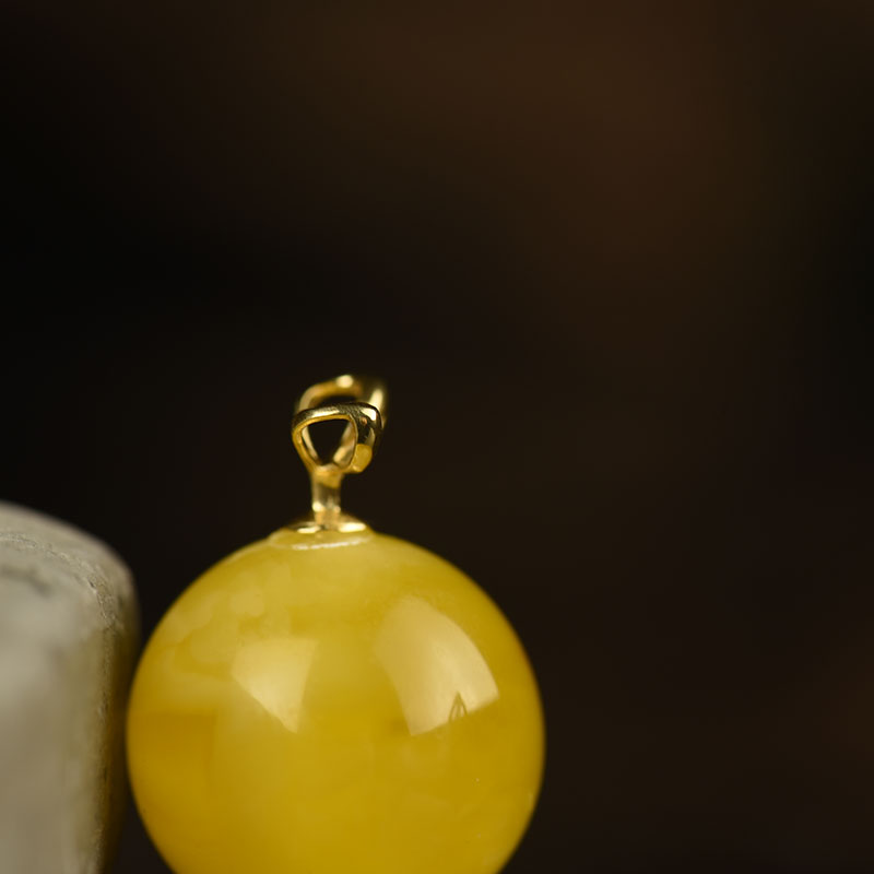 金绞蜜圆珠吊坠-红掌柜