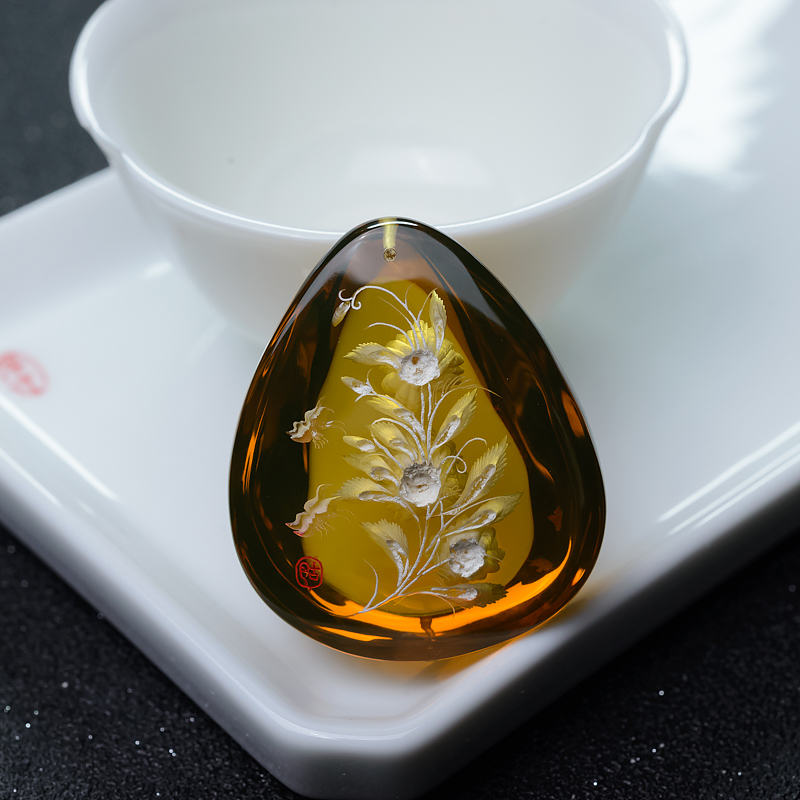 蓝珀吊坠-红掌柜