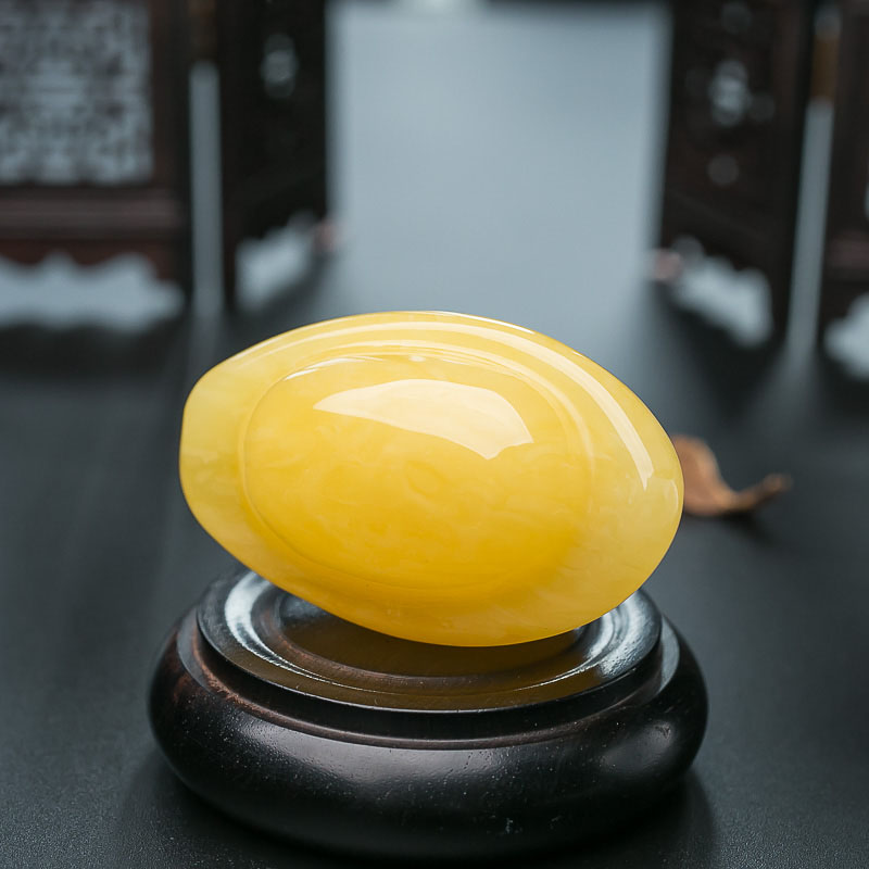 鸡油黄蜜蜡元宝小摆件-红掌柜