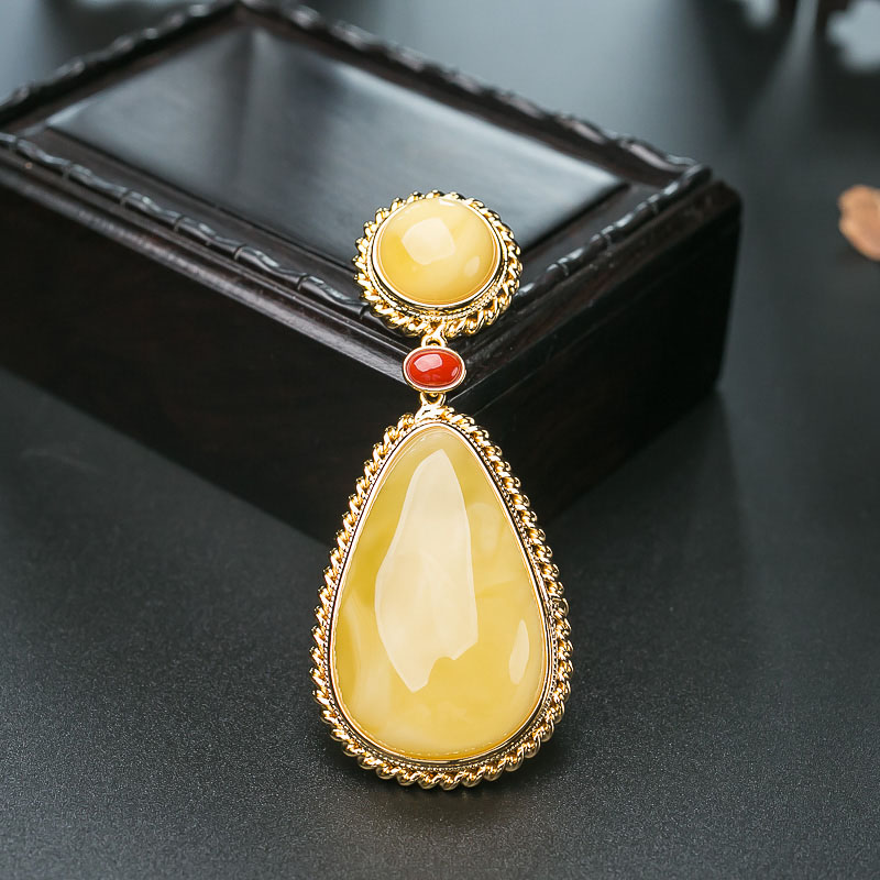 波罗的海银镶鸡油黄蜜蜡水滴吊坠-红掌柜