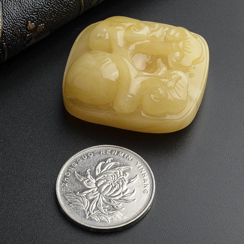 蜜蜡鸡油黄吊坠-红掌柜珠宝