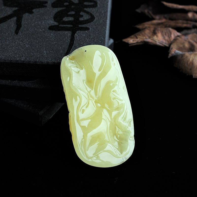 天然蜜蜡飞龙挂件-红掌柜