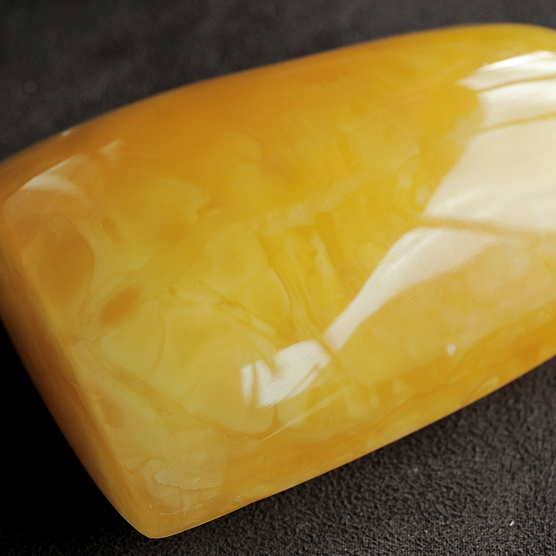 天然鸡油黄蜜蜡挂件-红掌柜