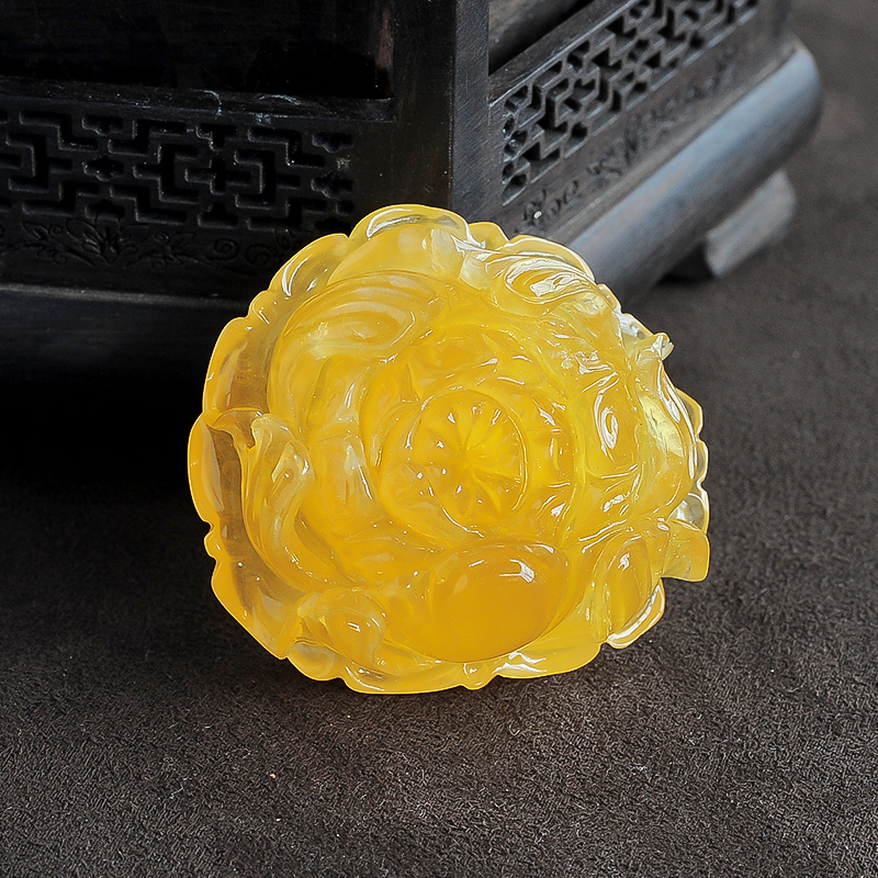 牡丹花开蜜蜡挂件-红掌柜