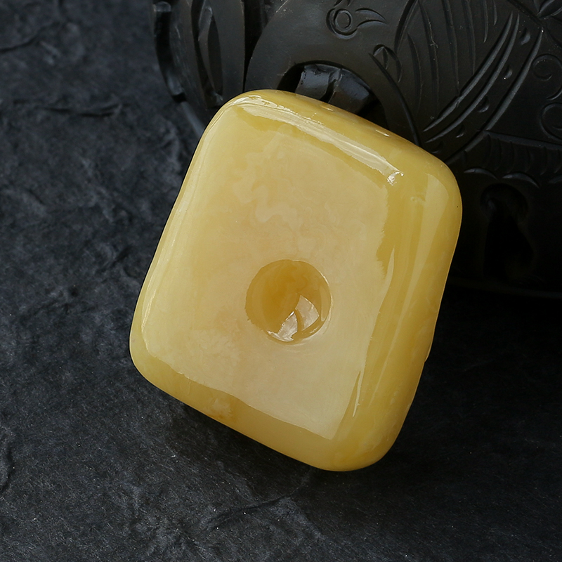 鸡油黄蜜蜡龙牌-红掌柜