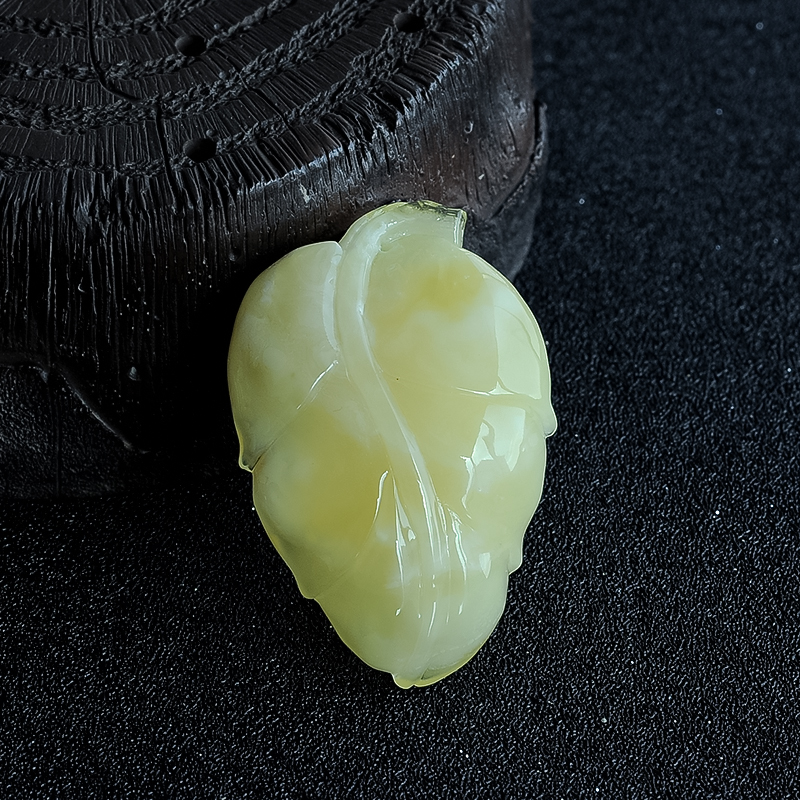 白花蜜叶子吊坠-红掌柜