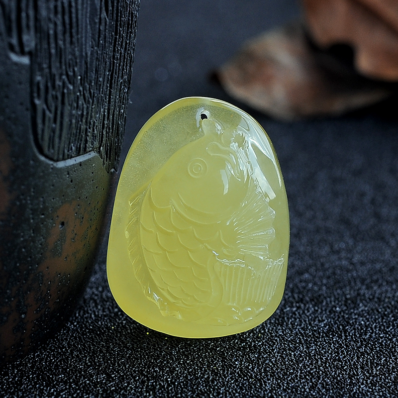 蜜蜡鱼牌吊坠-红掌柜