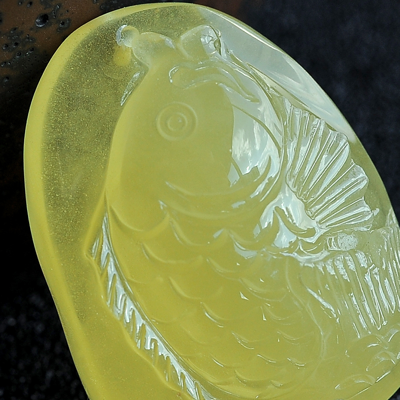 蜜蜡鱼牌吊坠-红掌柜