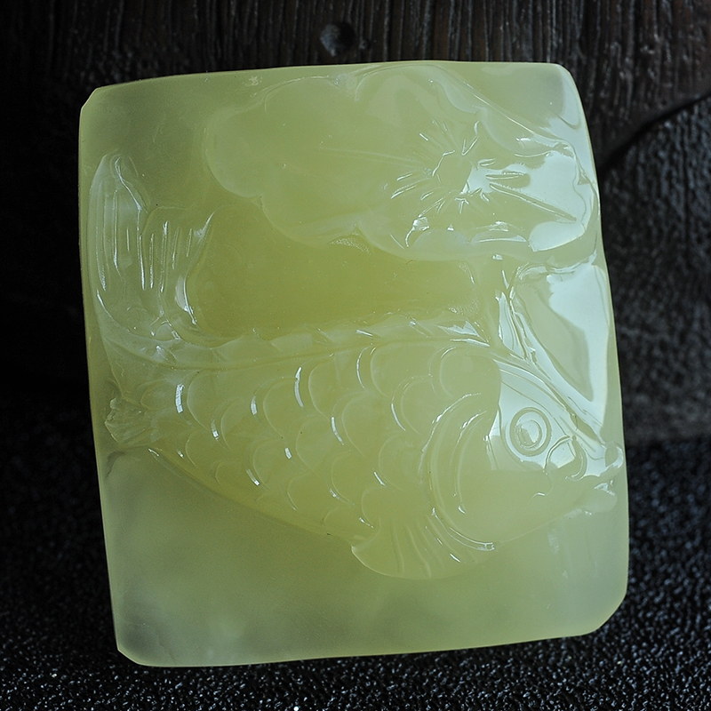 蜜蜡鱼牌吊坠-红掌柜