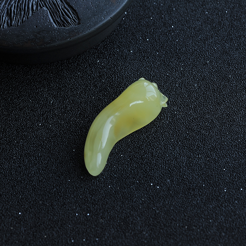 小辣椒蜜蜡吊坠-红掌柜