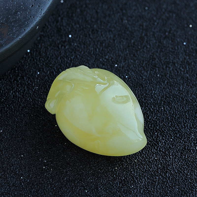 满蜜桃子吊坠-红掌柜