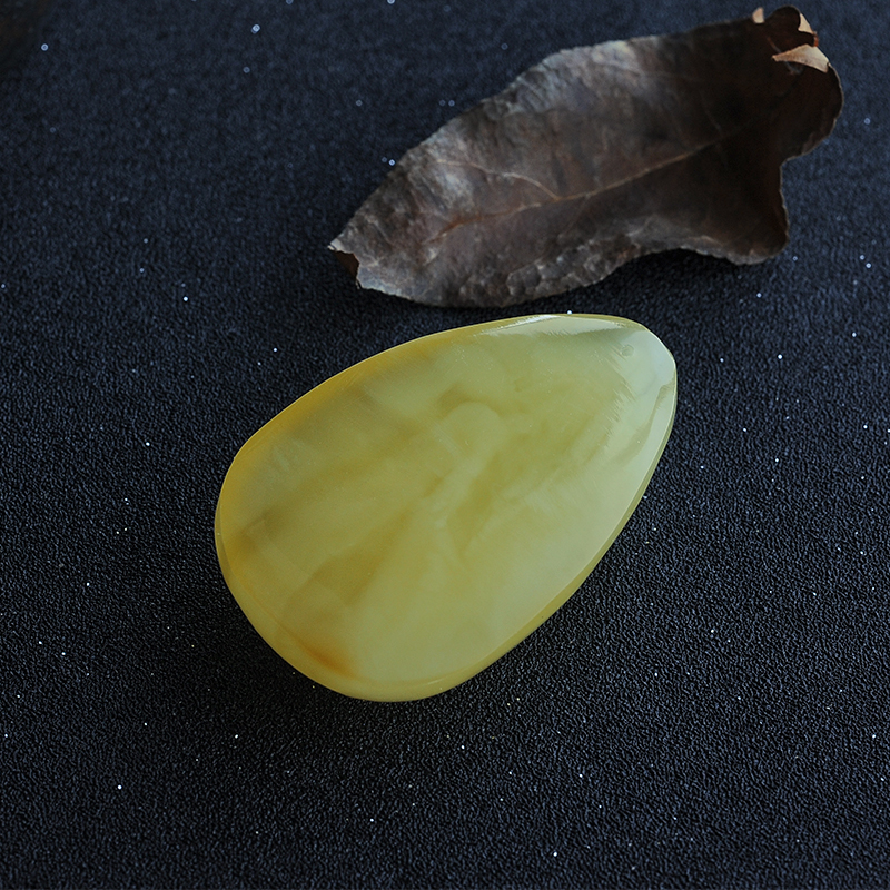 蜜蜡随形吊坠-红掌柜