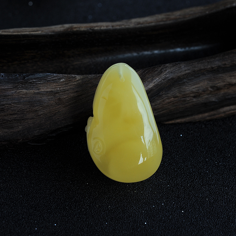 波罗的海蜜蜡挂件-红掌柜