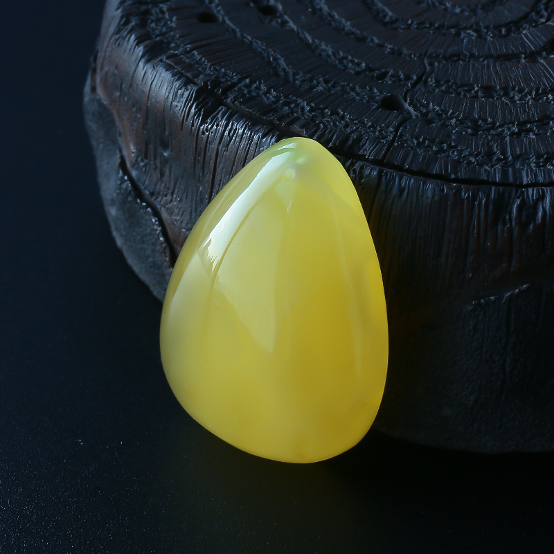 满蜜随形吊坠-红掌柜