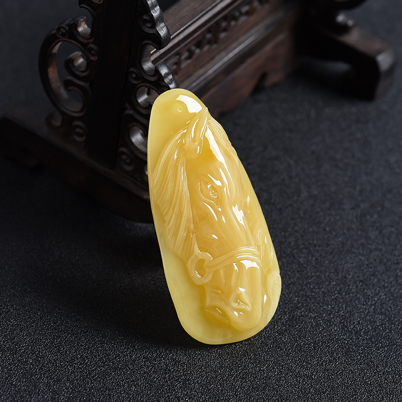 马到成功蜜蜡挂坠-红掌柜