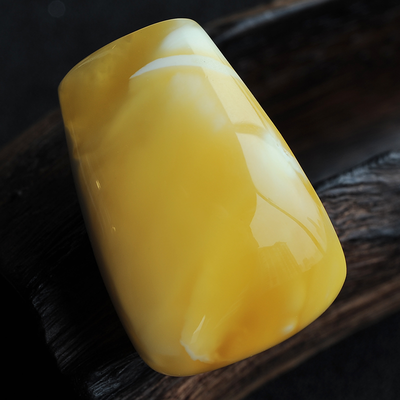 波罗的海百花蜜无事牌-红掌柜