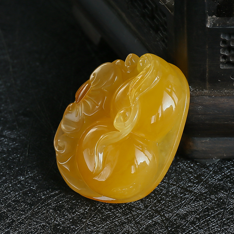 鸡油黄蜜蜡葫芦挂坠-红掌柜