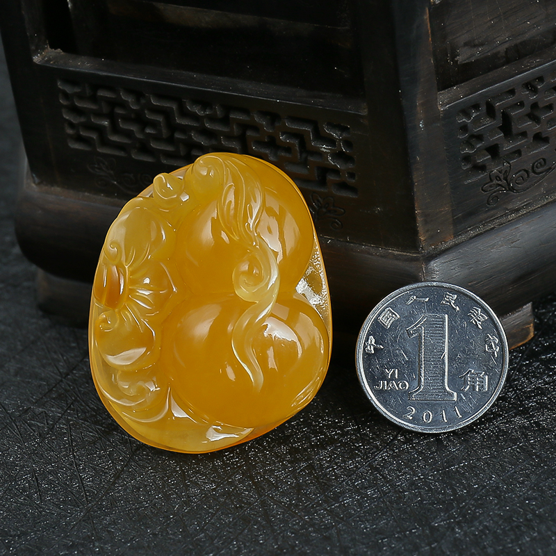 鸡油黄蜜蜡挂坠-红掌柜