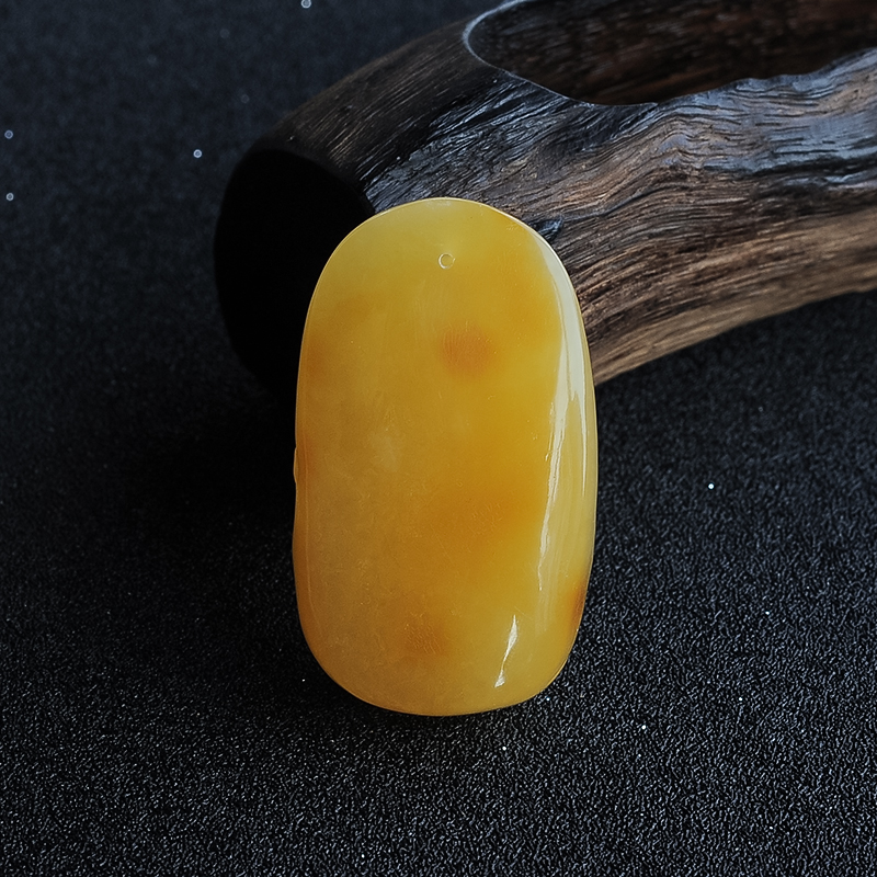 鸡油黄蜜蜡吊坠-红掌柜