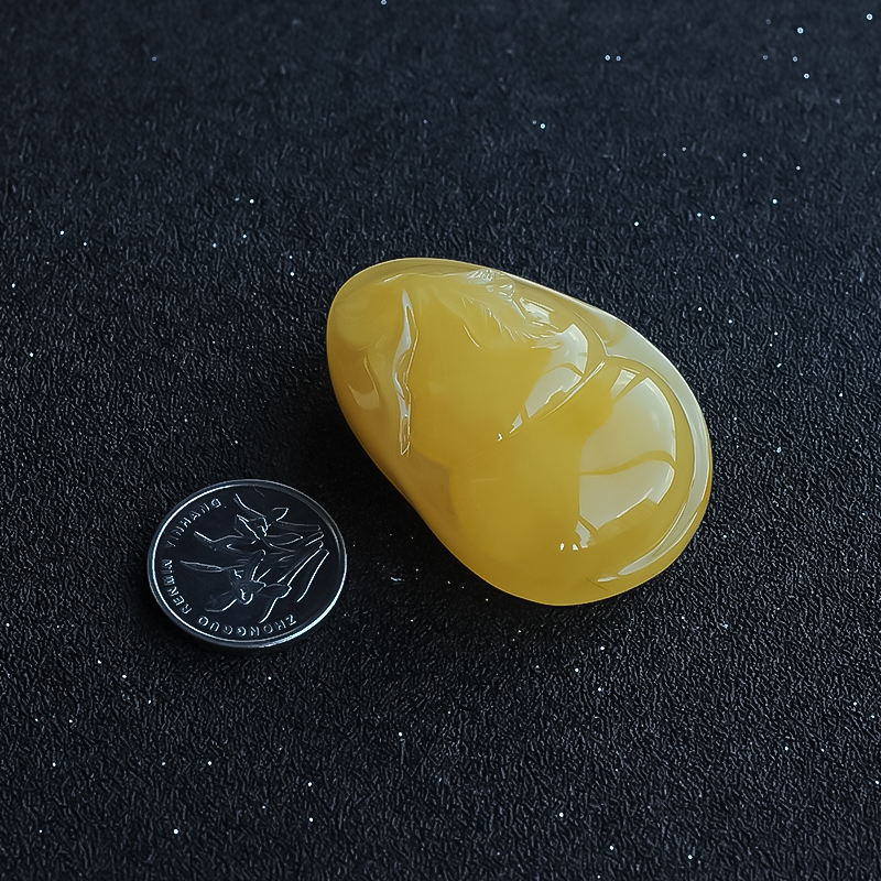 鸡油黄蜜蜡葫芦挂件-红掌柜