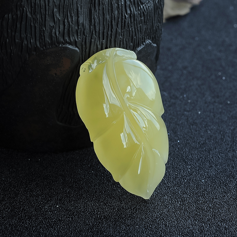 叶子蜜蜡吊坠-红掌柜