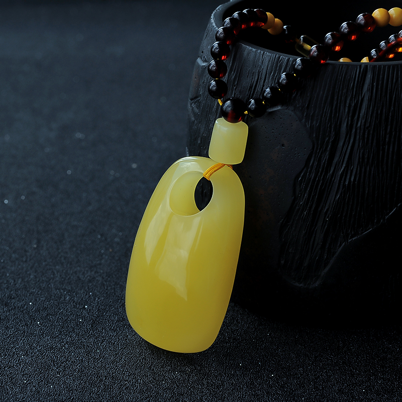 蜜蜡同心锁吊坠-红掌柜