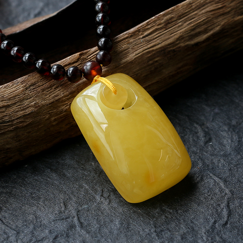 鸡油黄同心锁蜜蜡吊坠-红掌柜