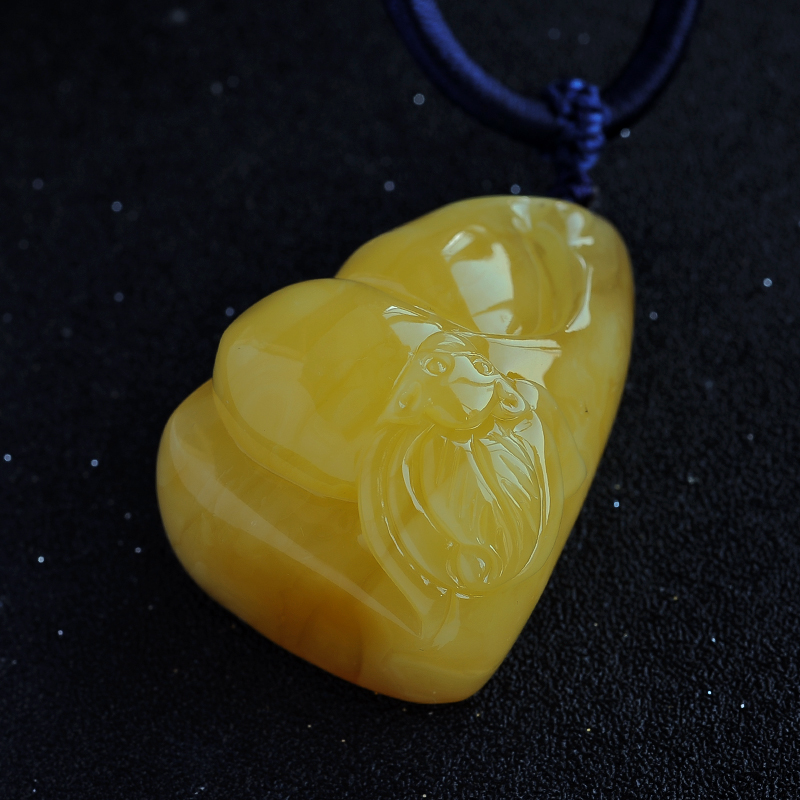 鸡油黄蜜蜡挂件-红掌柜