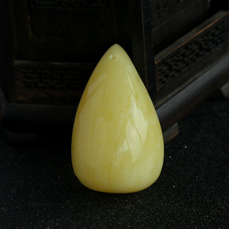 波罗的海蜜蜡挂件-红掌柜