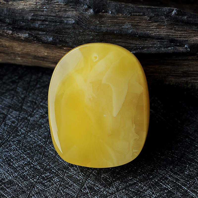 鸡油黄蜜蜡挂件 - 红掌柜珠