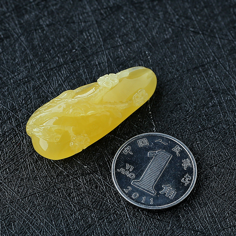 鸡油黄蜜蜡吊坠 - 红掌柜