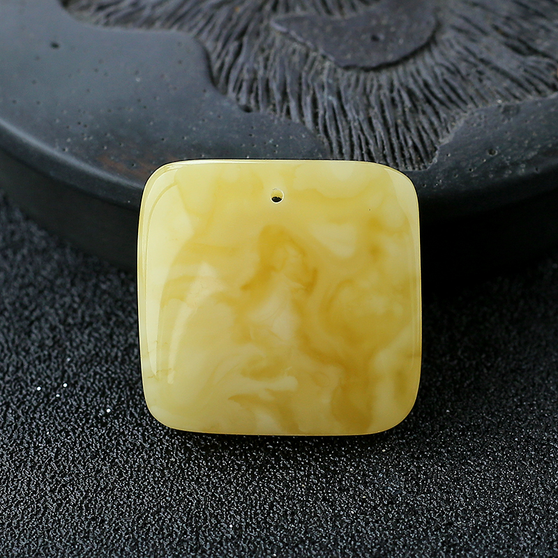 白花蜜蜜蜡方牌吊坠-红掌柜