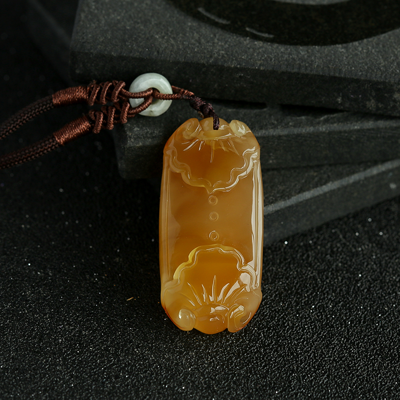 带皮蜜蜡如意吊坠-红掌柜