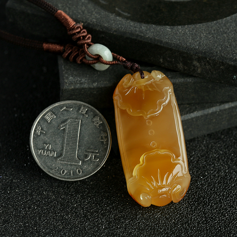 蜜蜡如意挂坠-红掌柜