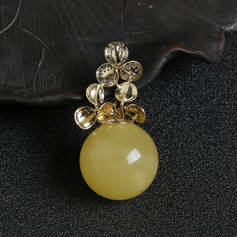 18K金镶花开富贵蜜蜡吊坠 - 红掌柜