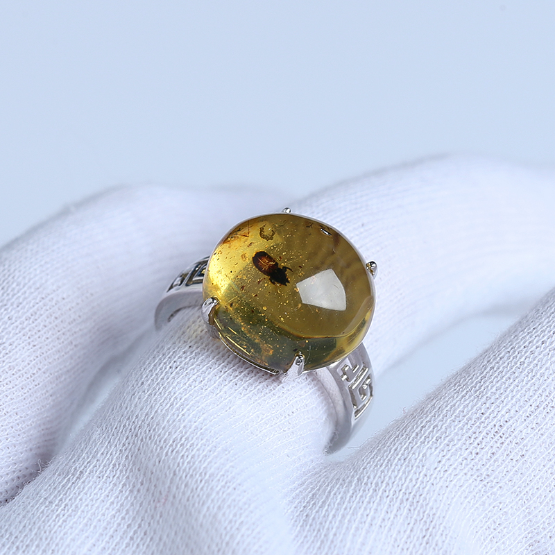 天然虫珀戒指-红掌柜