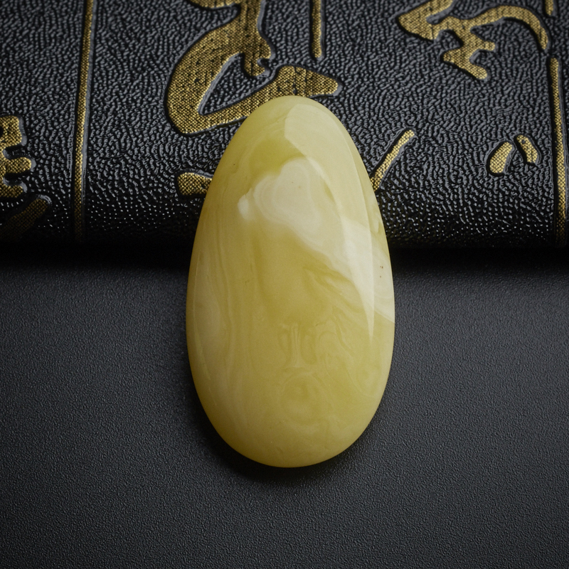 蜜蜡椭圆吊坠-红掌柜珠宝