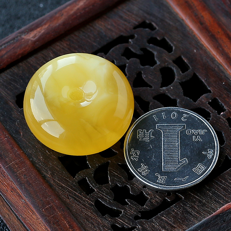 波罗的海蜜蜡吊坠-红掌柜