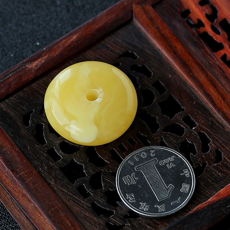  波罗的海蜜蜡平安扣-红掌柜