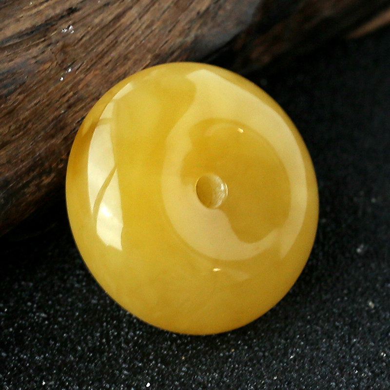 波罗的海天然蜜蜡吊坠-红掌柜