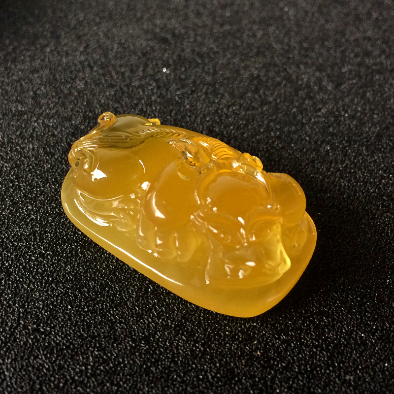 波罗的海蜜蜡貔貅 - 红掌柜珠宝