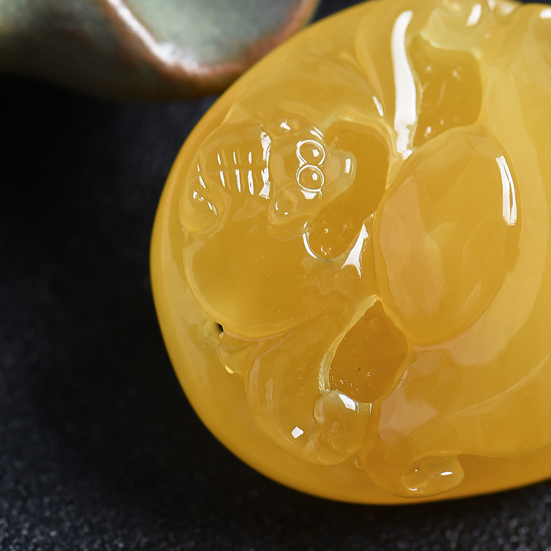 波罗的海蜜蜡吊坠-红掌柜