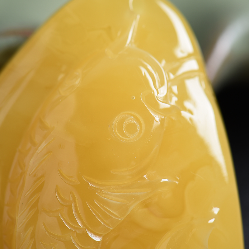 波罗的海天然蜜蜡鱼吊坠-红掌柜