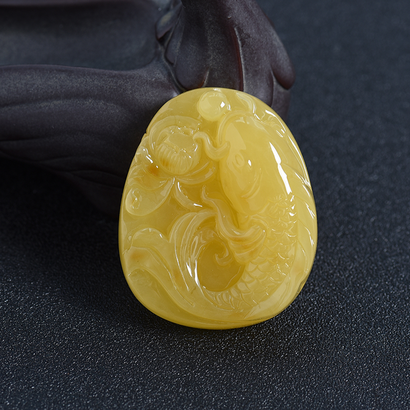 波罗的海天然蜜蜡鱼吊坠-红掌柜